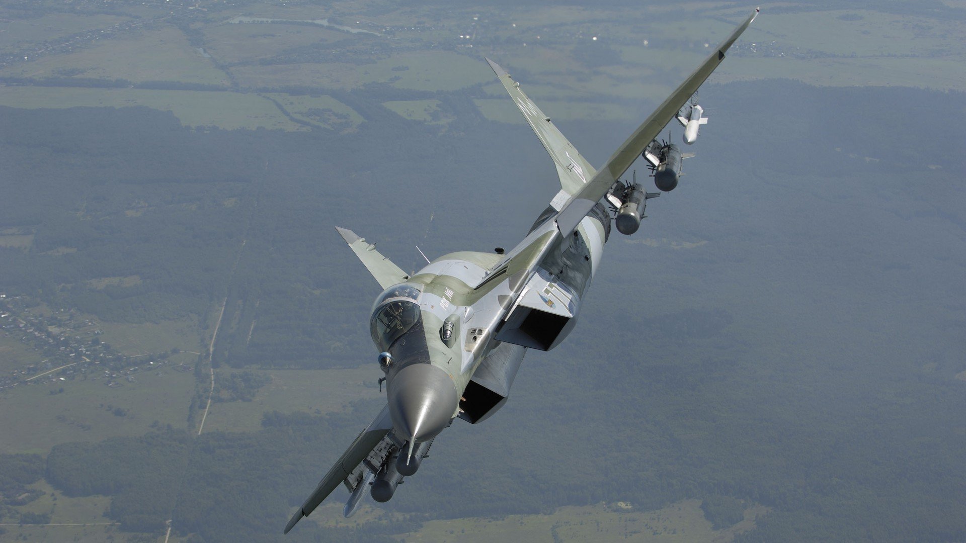 纽约永不言弃！尼克斯抢七鏖战力克鹈鹕，铁血意志铸就东决门票