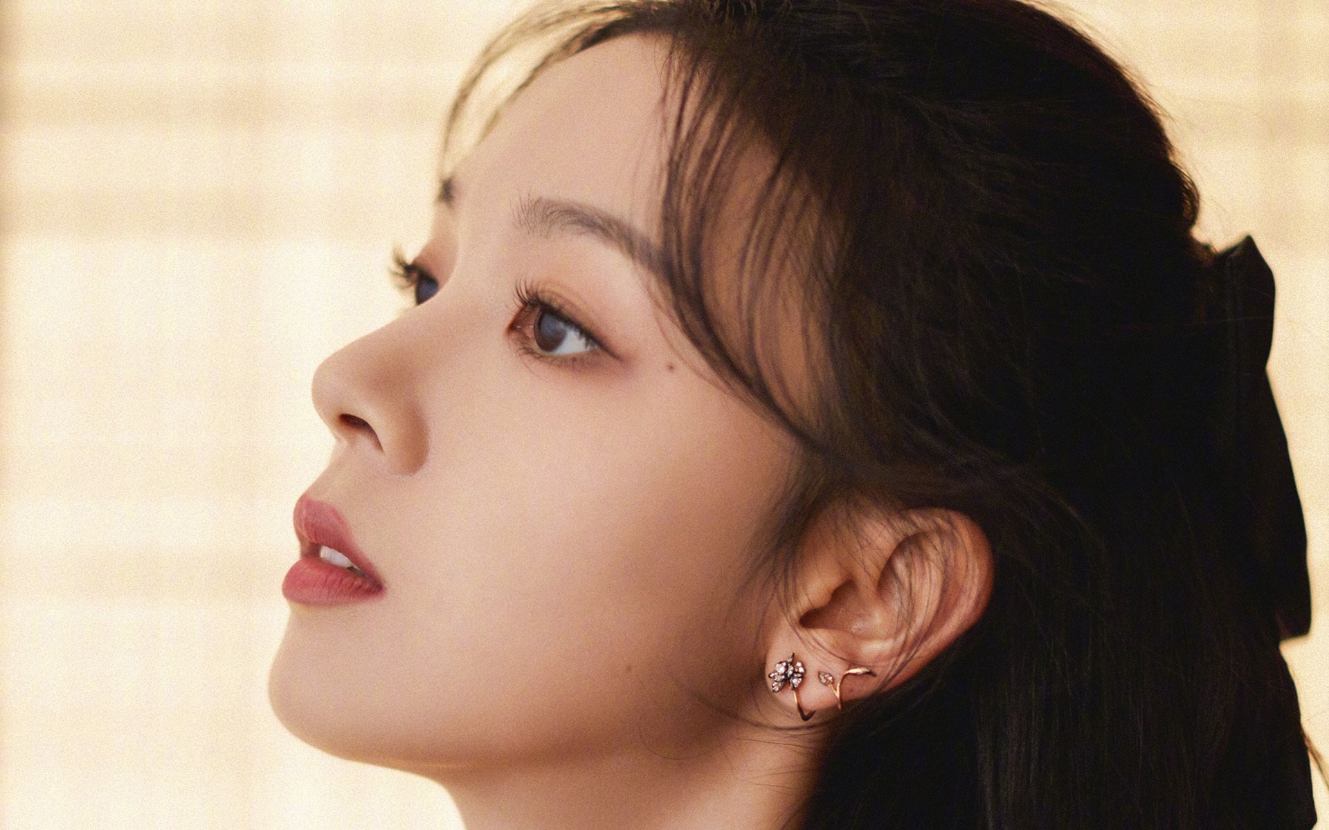 独行侠改写史书,拉文在东决关键战中以一场封神表演正面对决击溃掘金