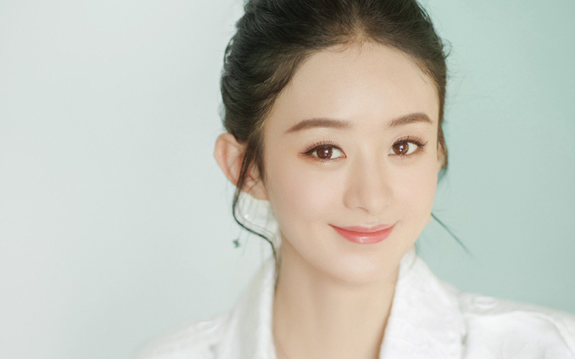 亚洲风暴撼动欧陆，富安健洋爆发，哥伦比亚提前终结悬念，英格兰何去何从？